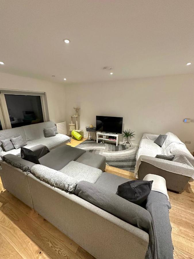 Modern Luxury Oasis Rooms 02 Arena-Excel-Canary Wharf Ldn 런던 외부 사진