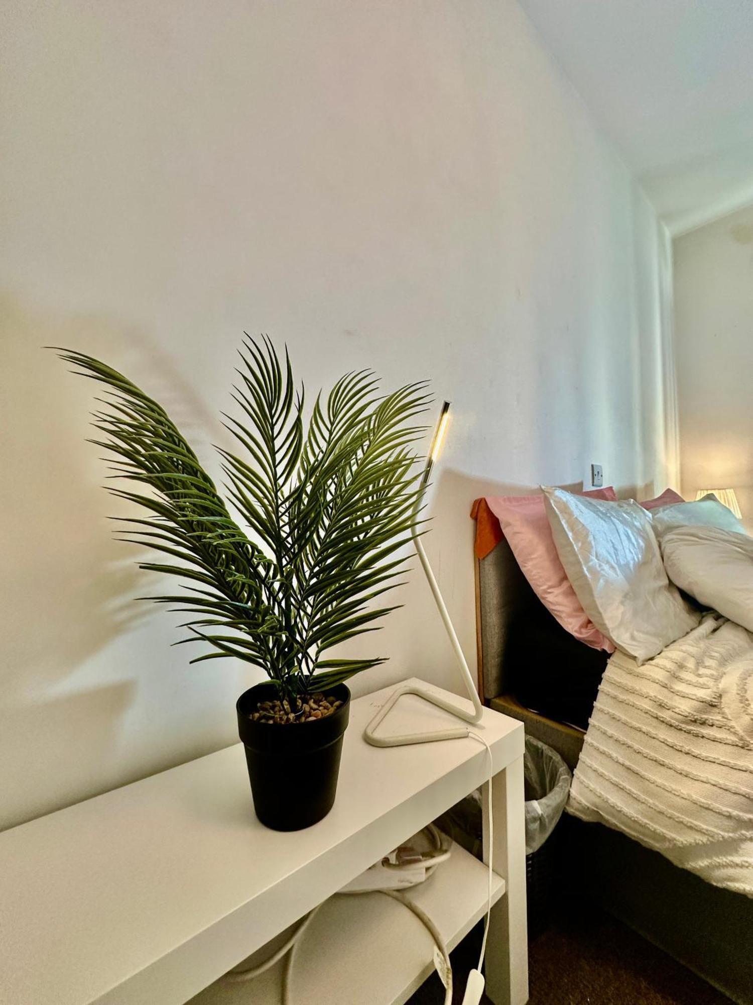 Modern Luxury Oasis Rooms 02 Arena-Excel-Canary Wharf Ldn 런던 외부 사진